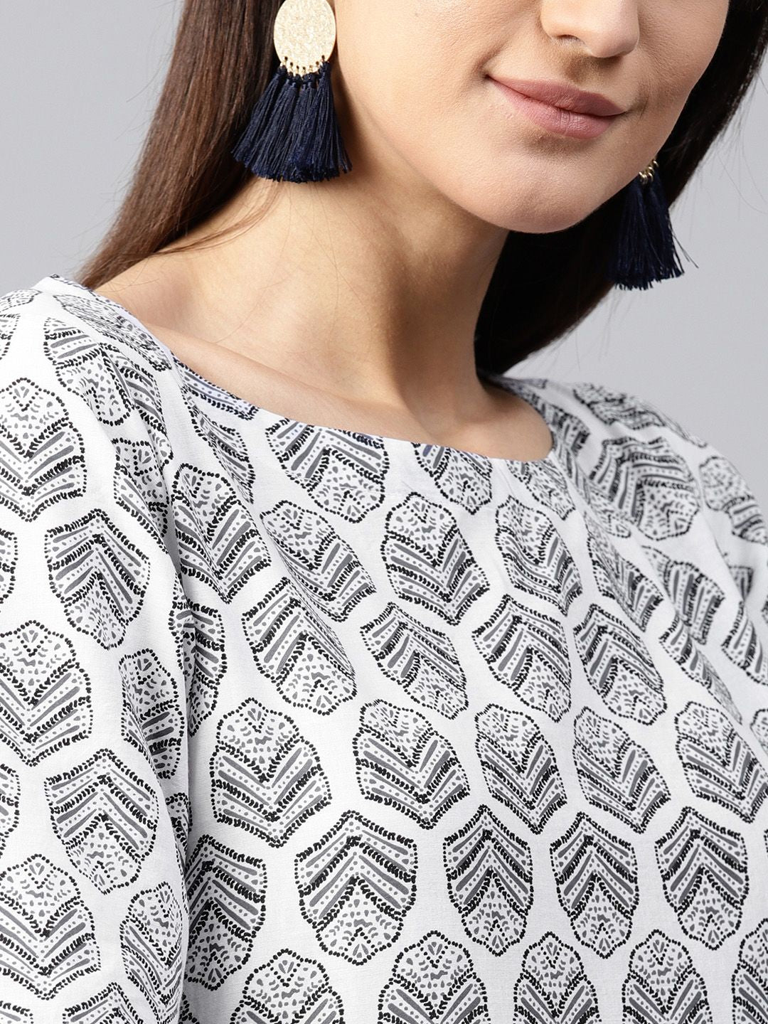 Gerua By Libas Women Grey  White Printed Kurta with Palazzos