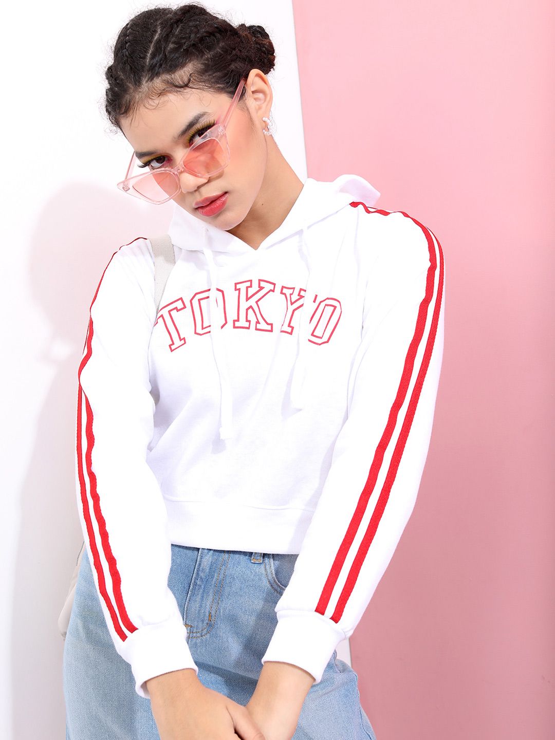 Tokyo Talkies Wanita White Printed Hooded Sweatshirt