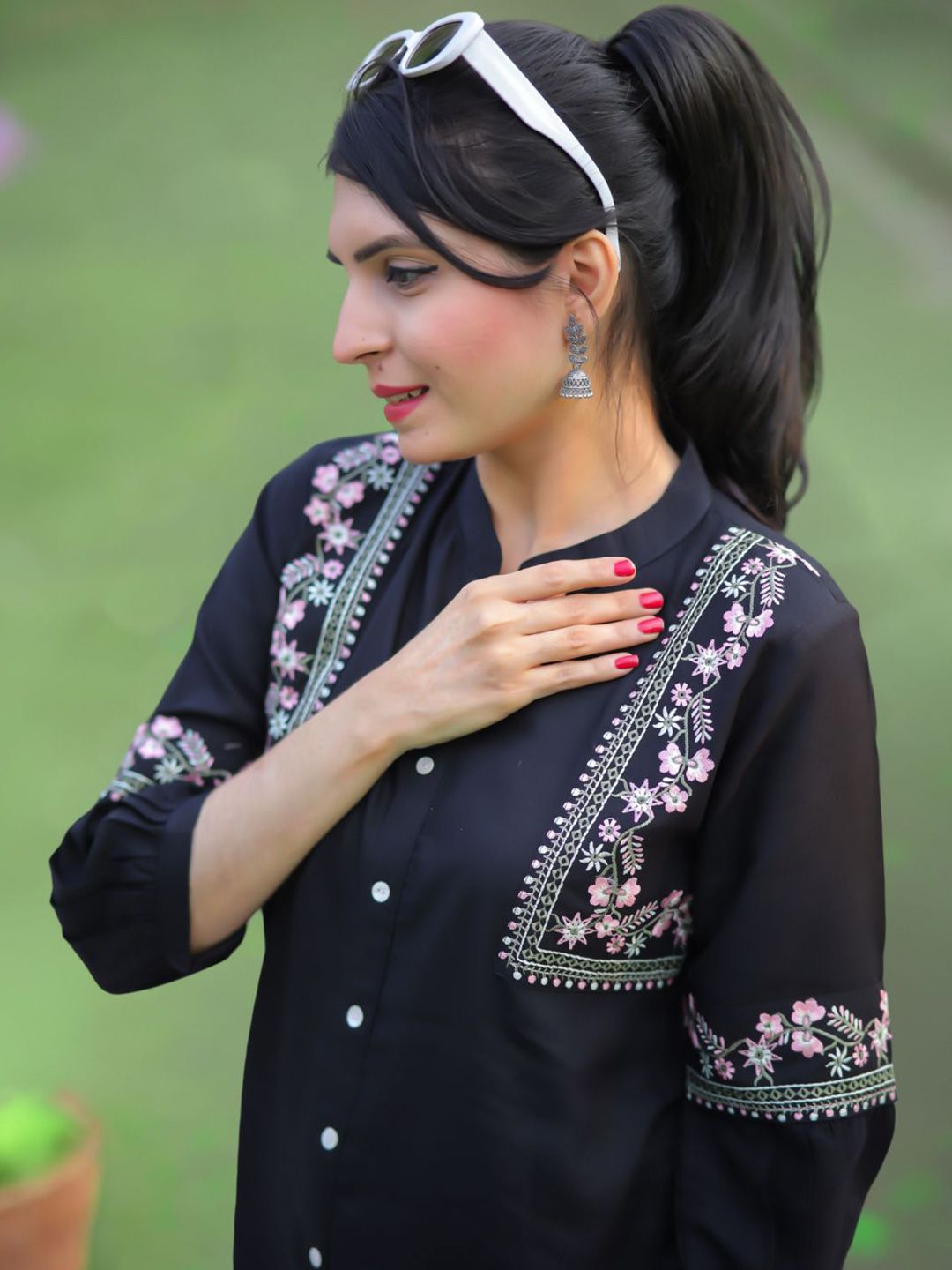 KALINI Ethnic Motifs Embroidered Kurti