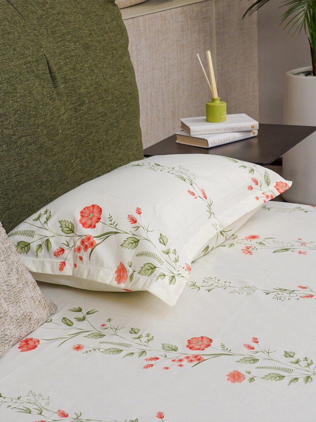 URBAN SPACE King Fitted Bedsheet Set
