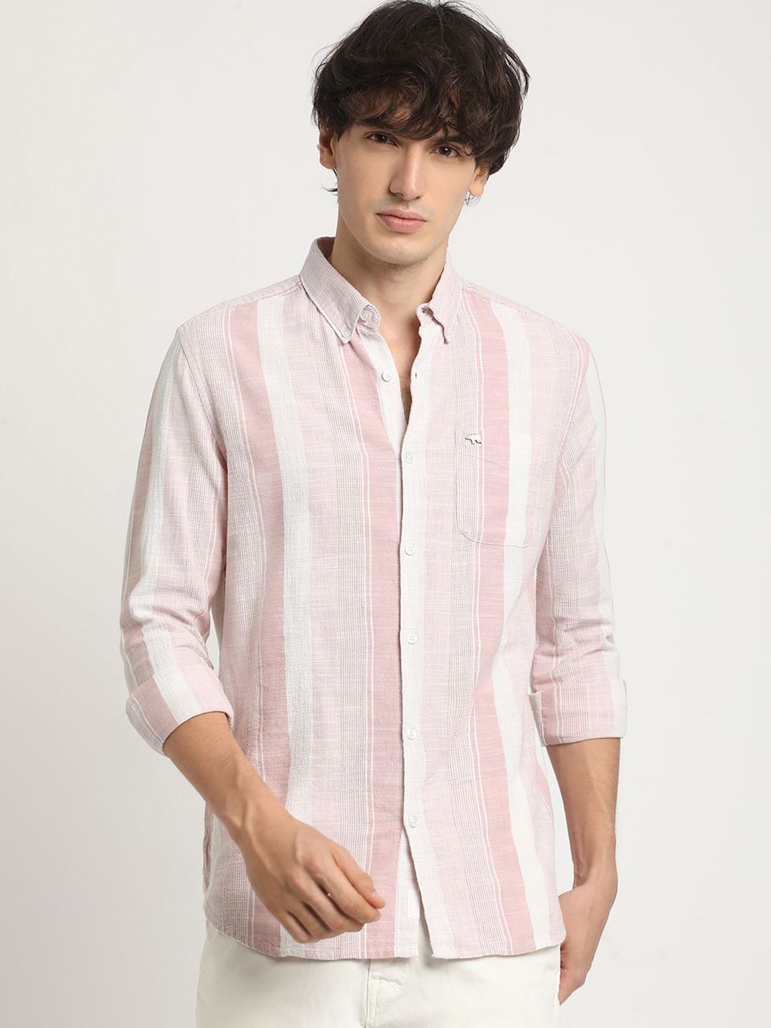 THE BEAR HOUSE Men Striped Slim Fit Casual Shirt with Button-Down Collar and Long Sleeves