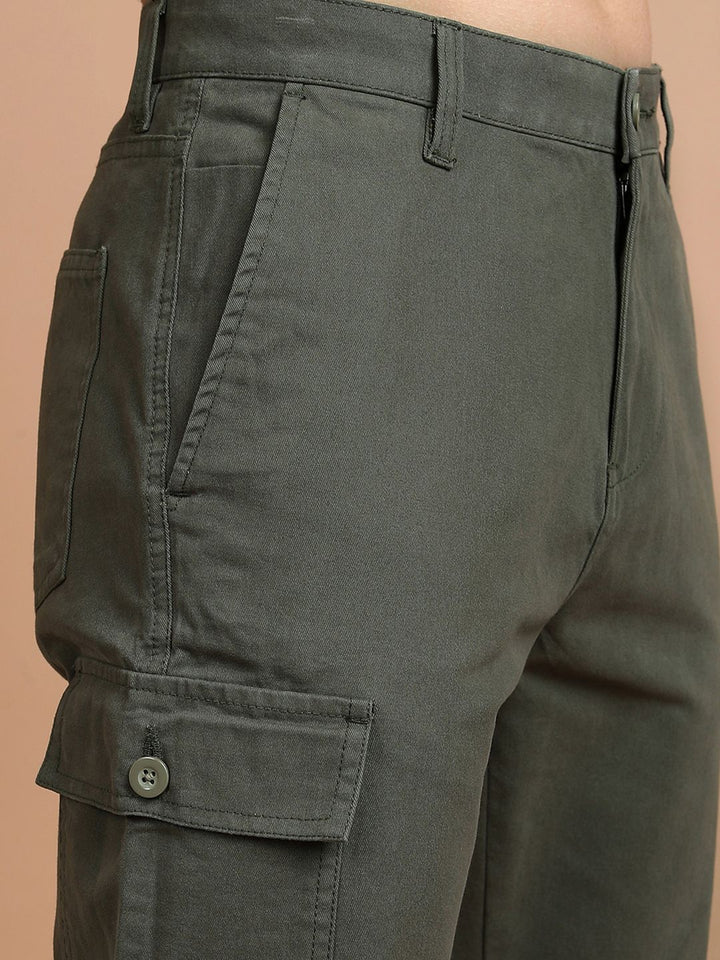 HIGHLANDER Men Tapered Fit Pure Cotton Cargo Trousers