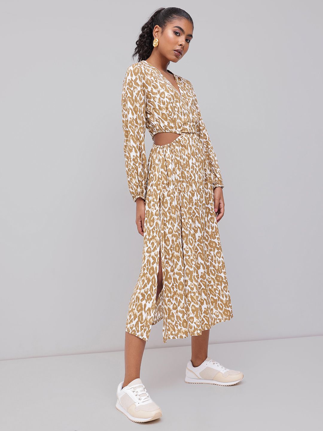 DressBerry Wild Printed With Cut Out Waist Side Slit A-Line Dress