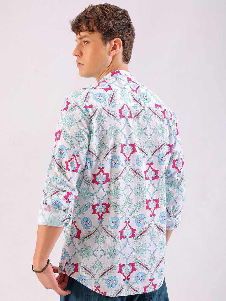 The Indian Garage Co Men Slim Fit Indie Printed Resortwear Shirt