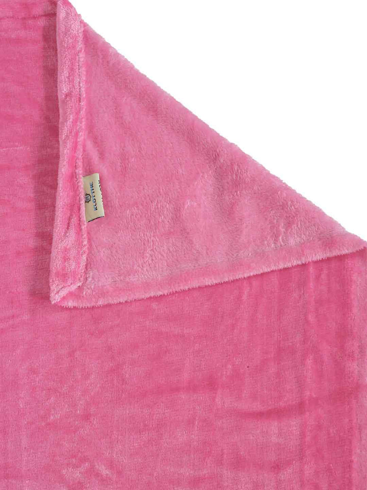 KLOTTHE Pink 300 TC Woolen Double Bed Sheet With 2 Pillow Covers