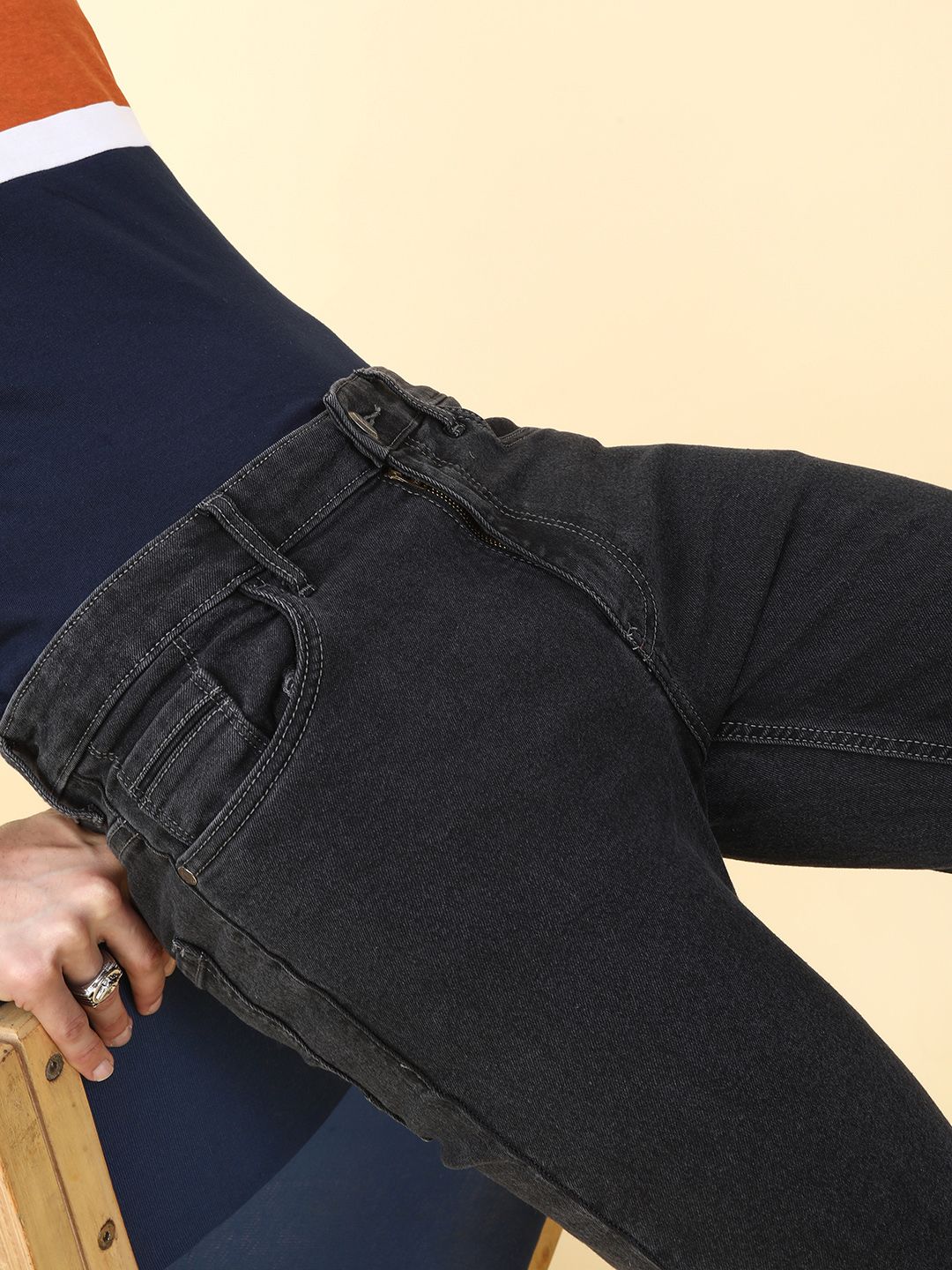 The Indian Garage Co Men Black Slim Fit Mid-Rise Clean Look Jeans