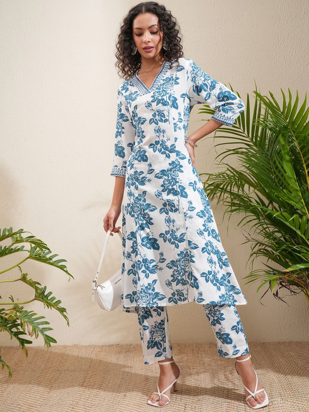Vishudh Floral Printed Panelled Mirror Work Kurta With Trousers