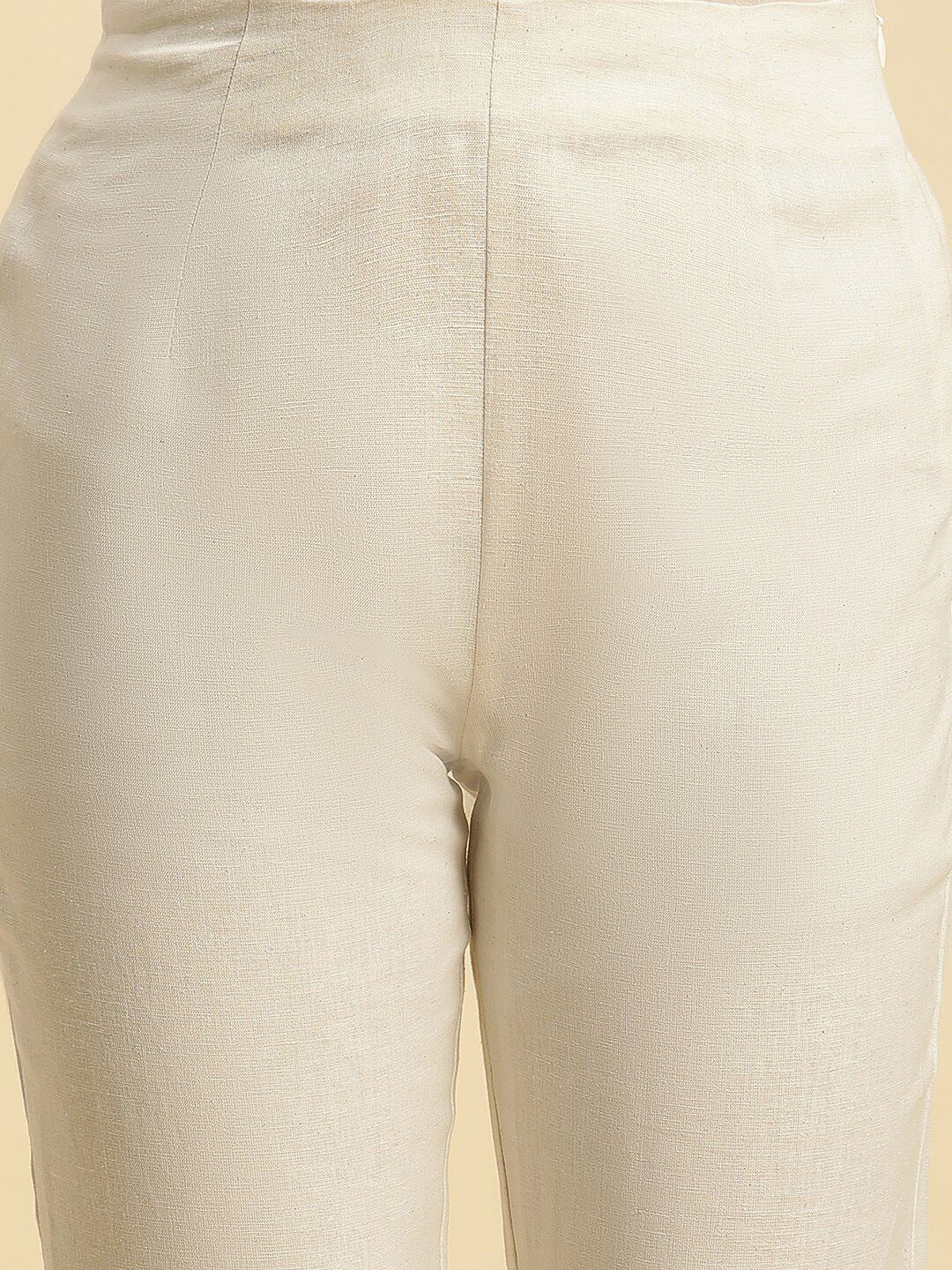 W Women Straight Fit Mid-Rise Plain Cropped Cigarette Trousers