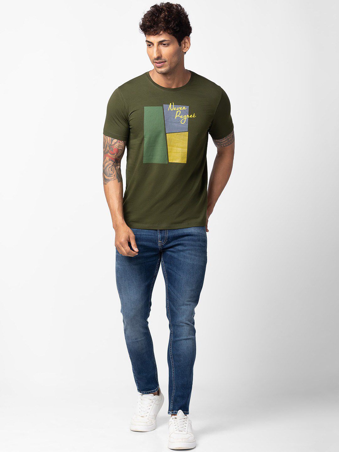 SPYKAR Men Printed Slim Fit Cotton T-shirt