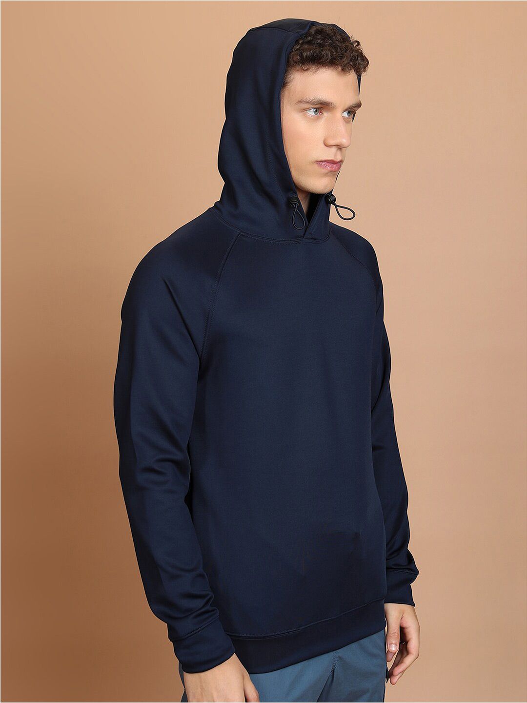 HIGHLANDER Hooded Raglan Sleeves Sweatshirt