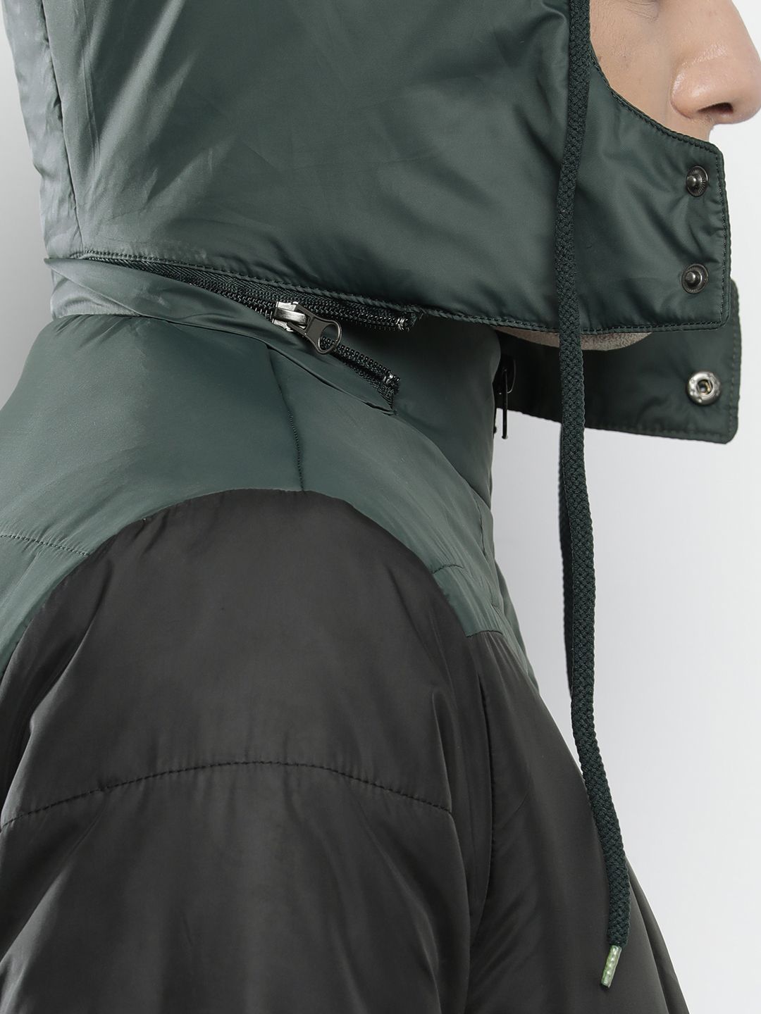 The Indian Garage Co Men Colourblock Zip-Front Hooded Puffer Jacket