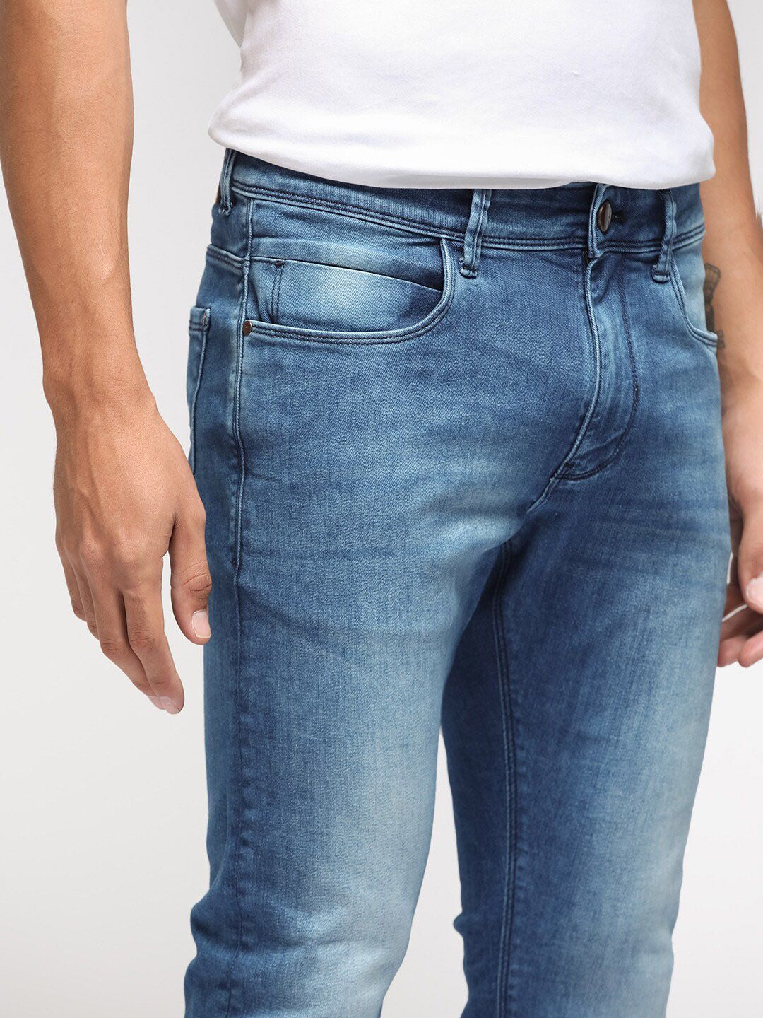 RARE RABBIT Men Arbok Slim Fit Stretchable Jeans