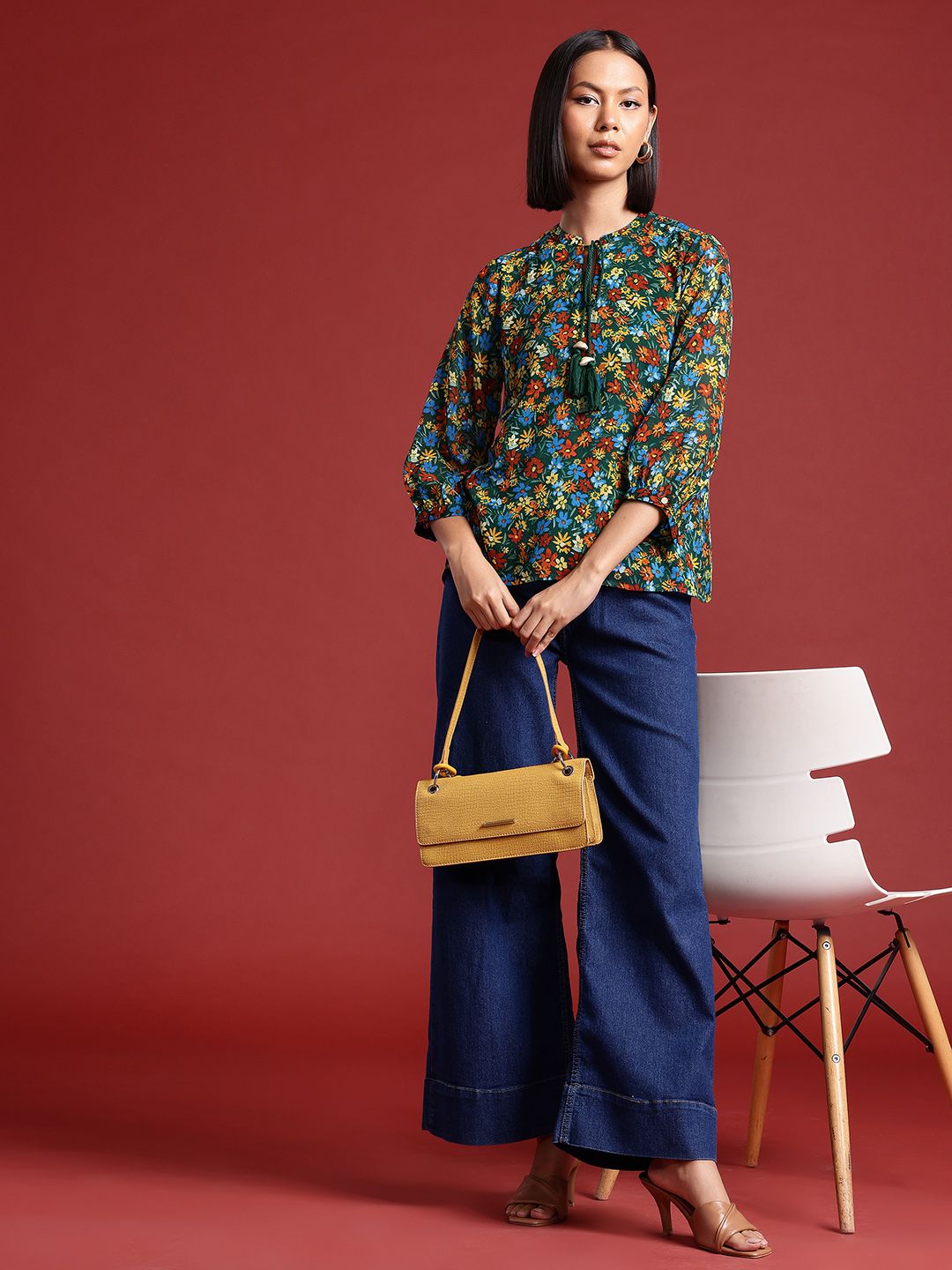 all about you Floral Printed Tie-Up Neck Top
