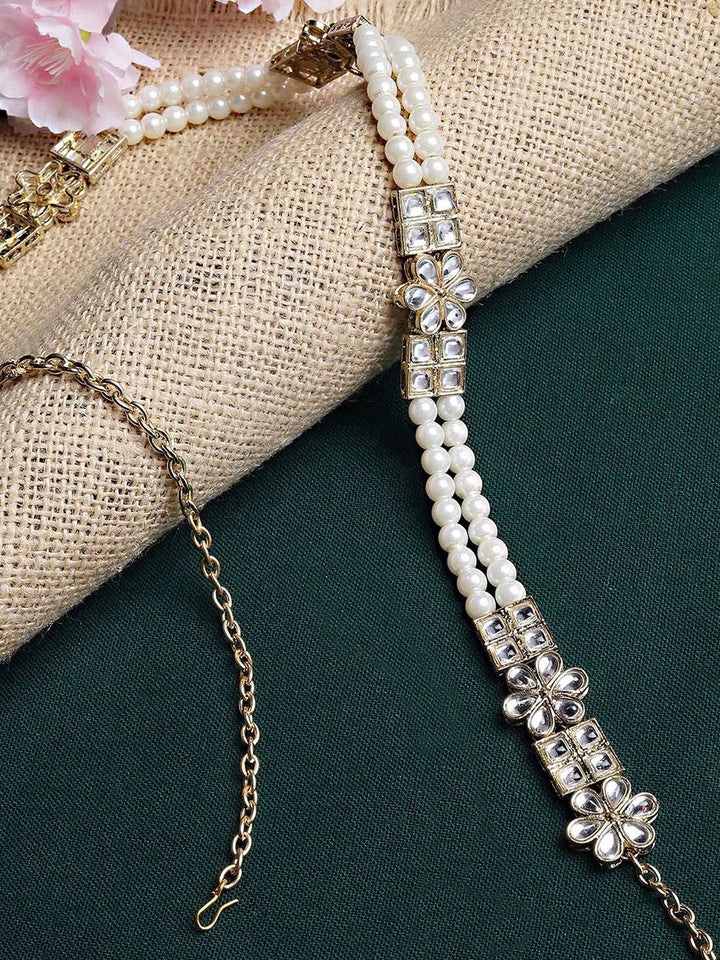 KARATCART Gold-Plated White Kundan-Studded Pearl Beaded Kamarbandh