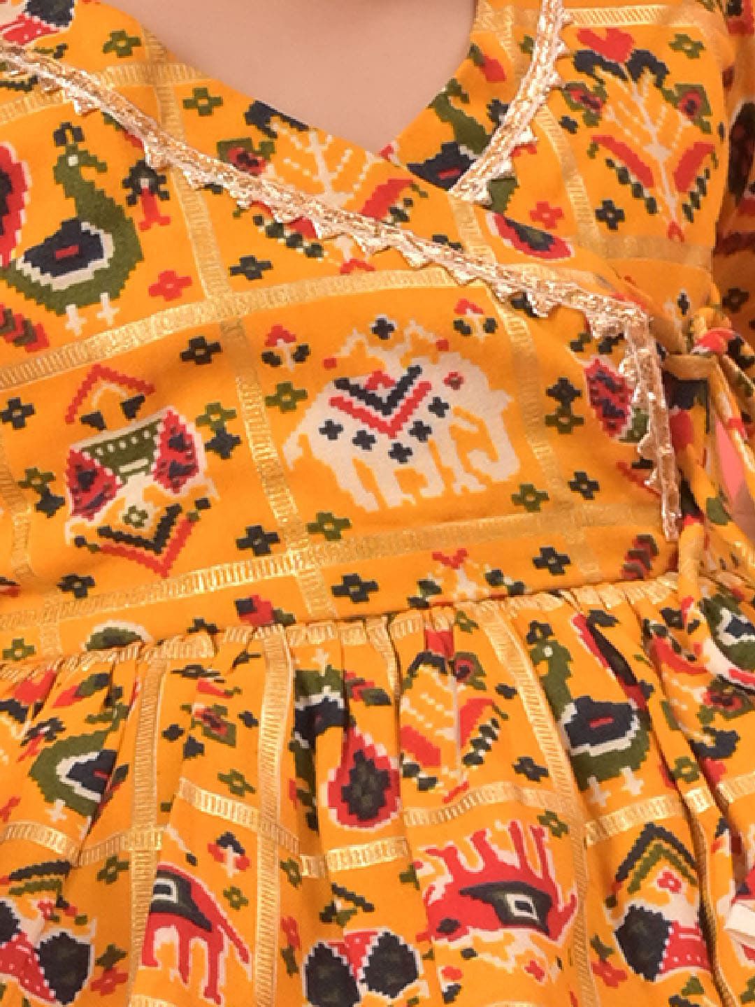VASTRAMAY Girls Ethnic Motifs Printed Angrakha Kurta With Dhoti Pants