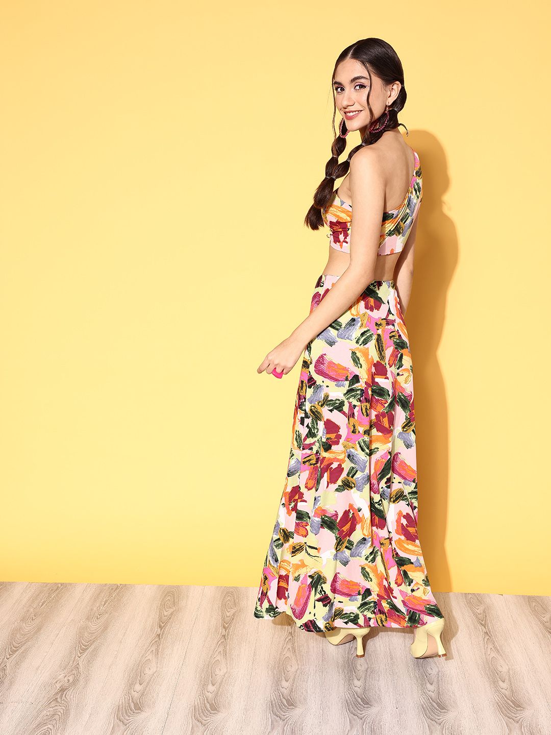 Berrylush Women Pink Printed Top with Skirt