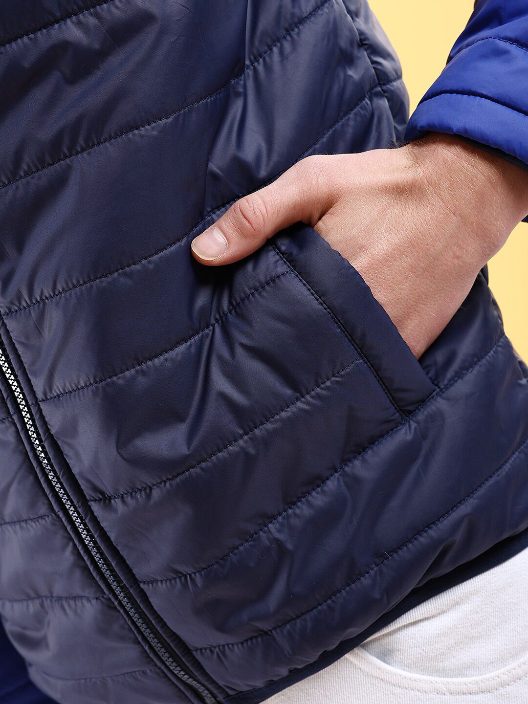 The Indian Garage Co Men Colourblock Regular Fit Hooded Puffer Jacket