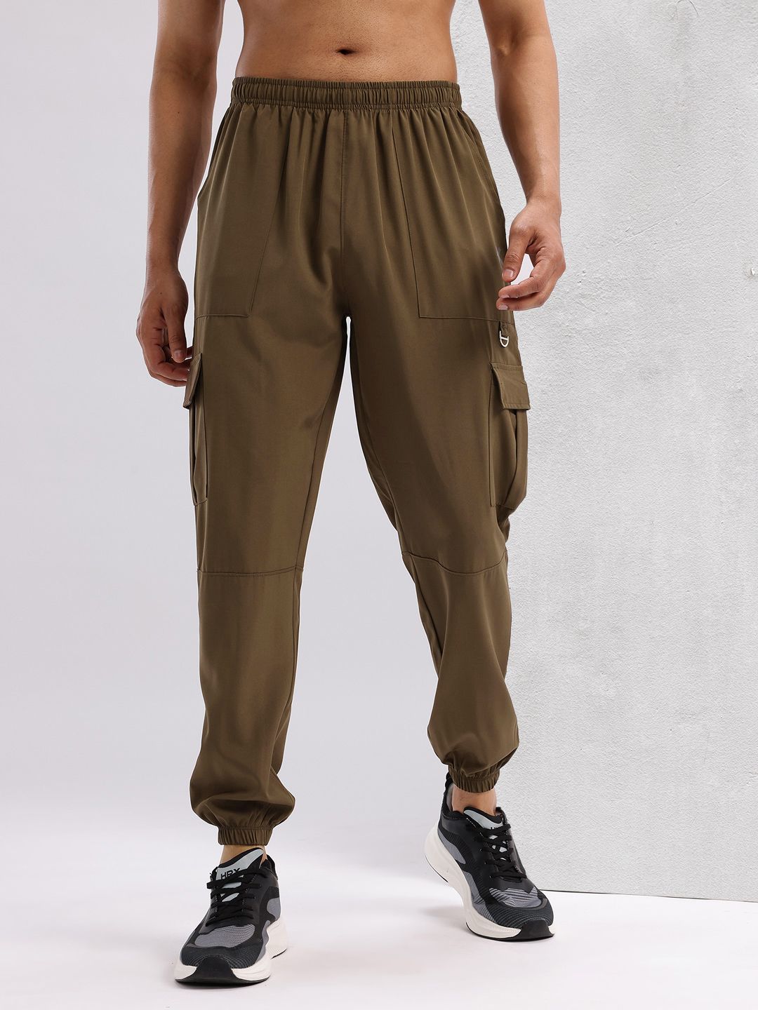 HRX by Hrithik Roshan Men Panelled Mid-Rise Rapid-Dry Training Cargos