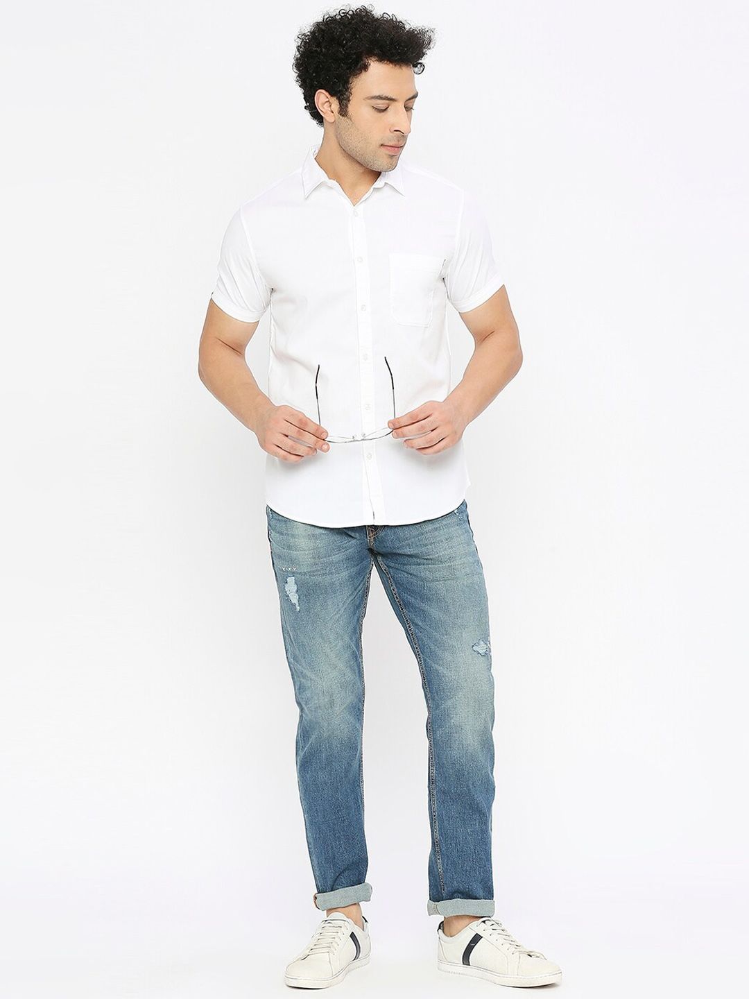 SPYKAR Men Relaxed Fit Mildly Distressed Heavy Fade Stretchable Jeans