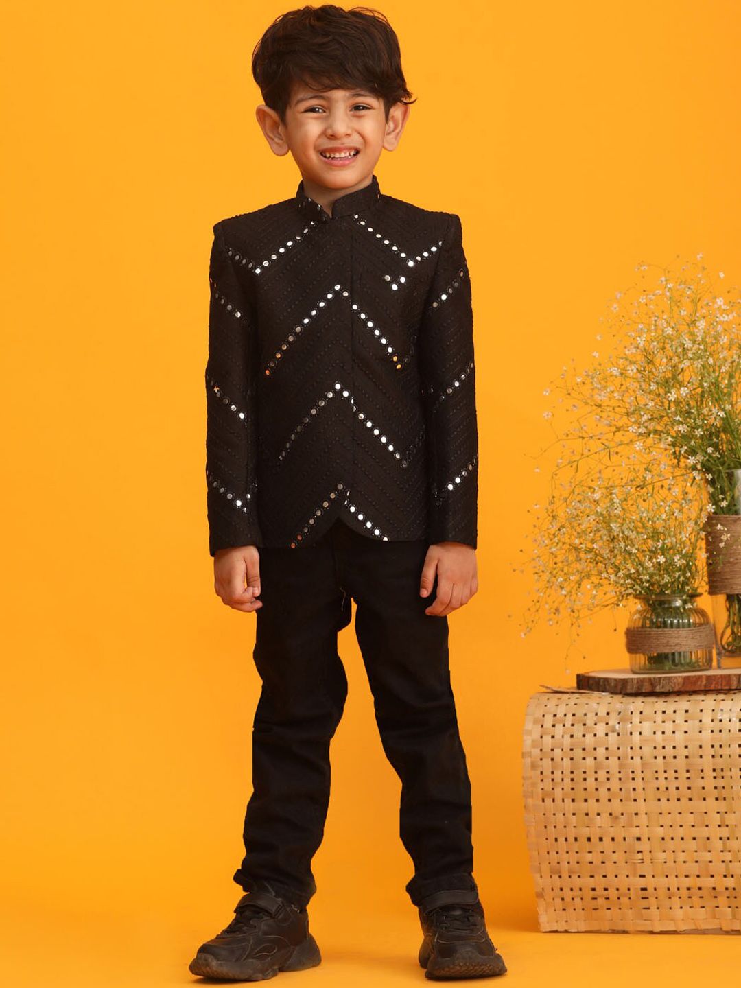 VASTRAMAY Boys Mirror Work Embroidered Slim-Fit Bandhgala Ethnic Blazer