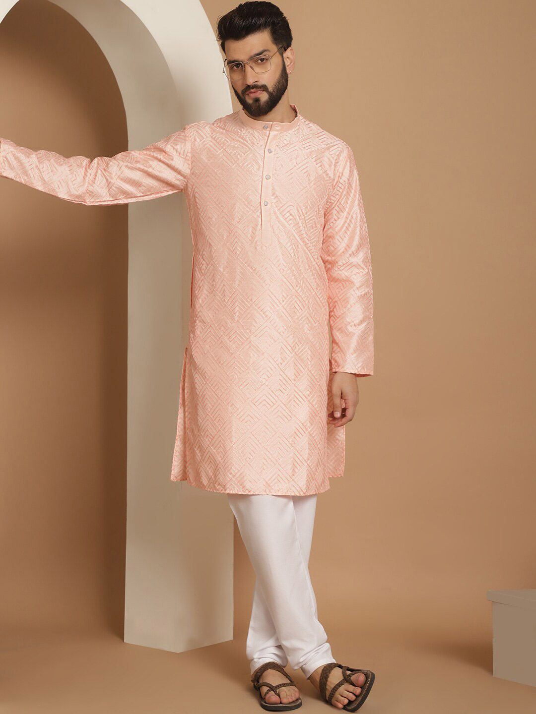 Kurta Lurus Sulam Geometri Anouk dengan Churidar
