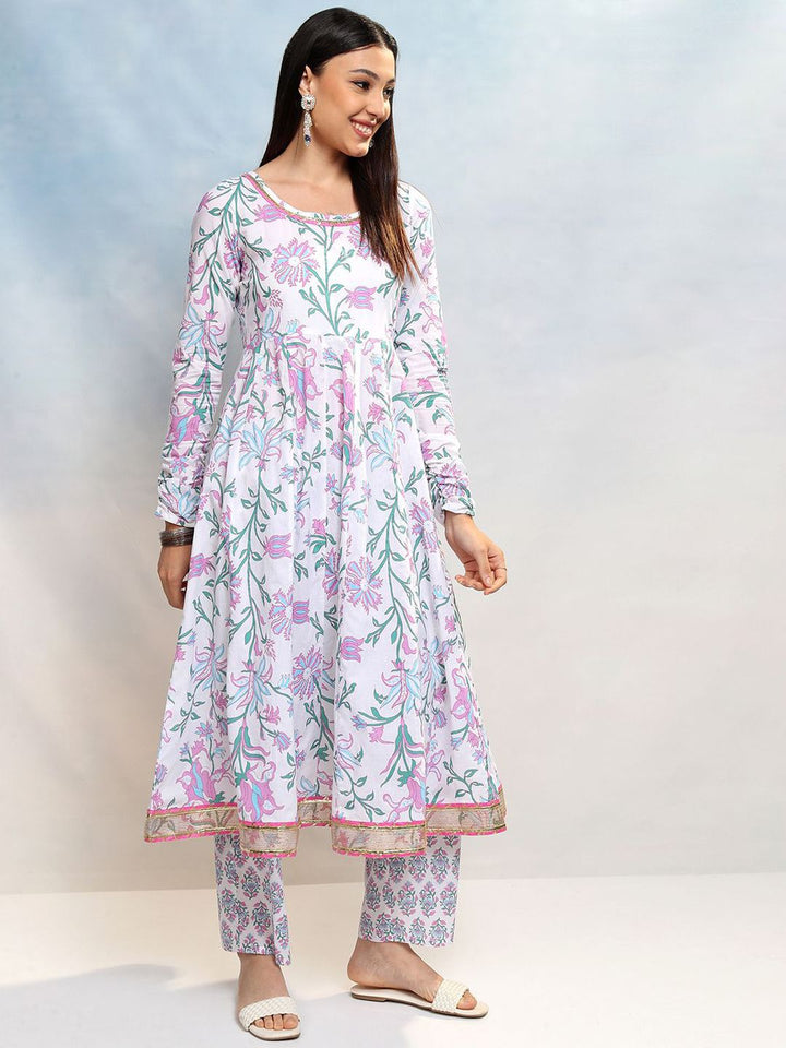 Vishudh Women Floral Printed Regular Pure Cotton Kurta with Trousers & With Dupatta