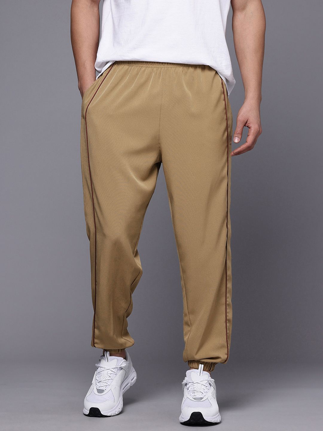 HRX by Hrithik Roshan Men Men Rapid Dry Jogger
