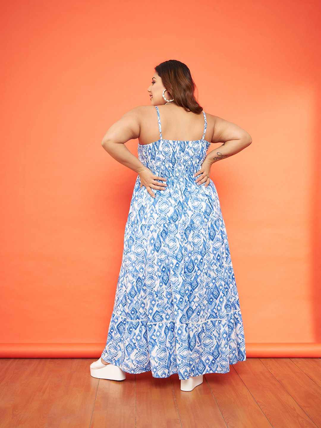 SASSAFRAS Curve Plus Size Abstract Printed Fit & Flare Dress