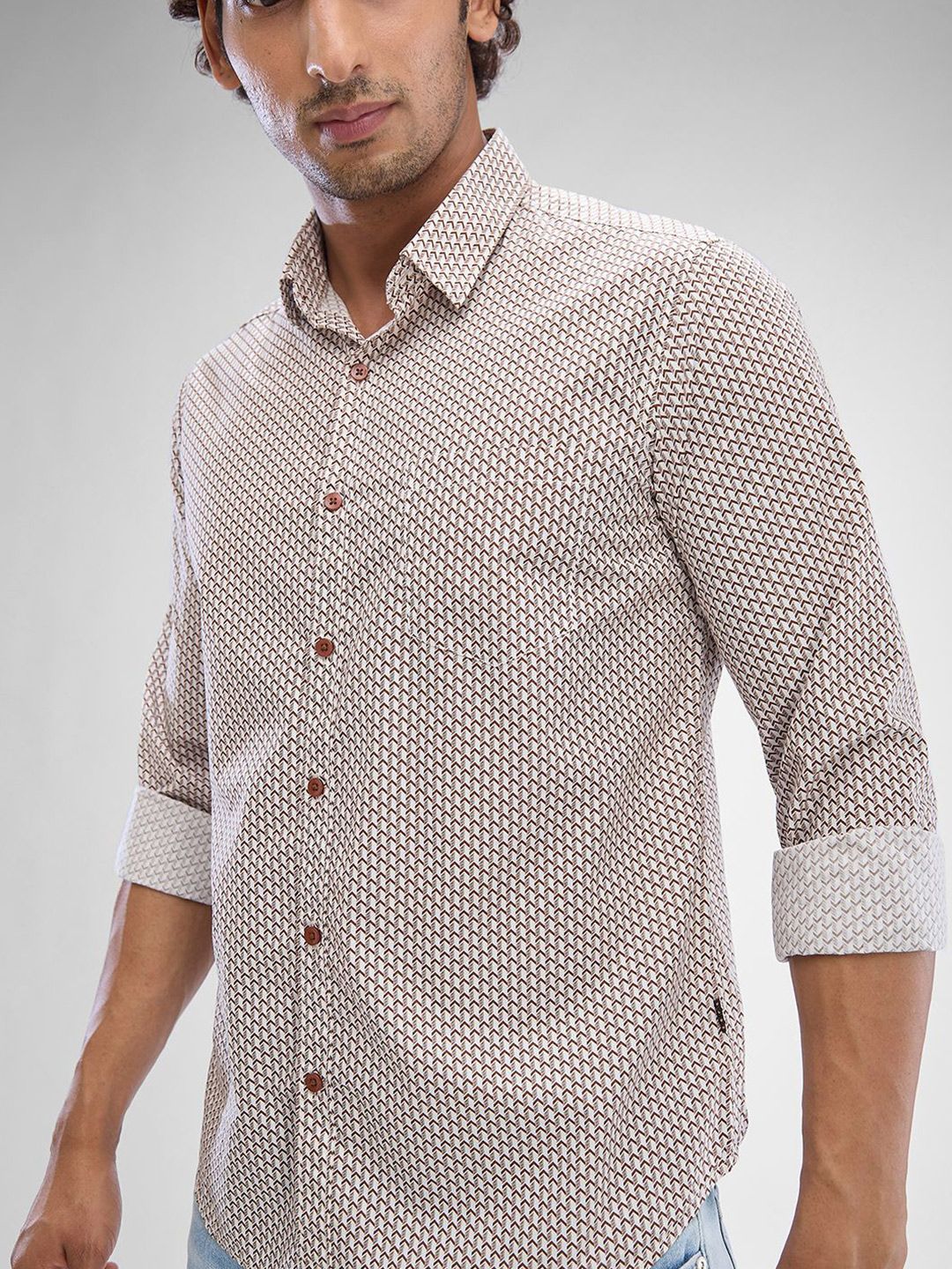 SPYKAR Men Slim Fit Geometric Printed Casual Shirt