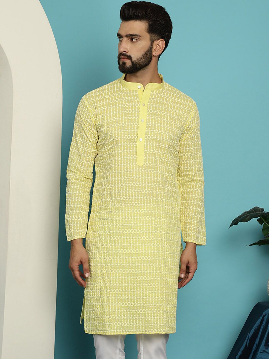 SOJANYA Striped Embroidered Thread Work Mandarin Collar Pure Cotton Straight Kurta