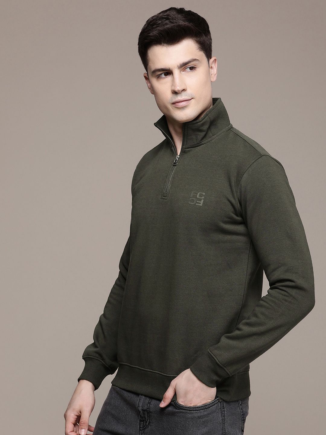 Sambungan Perancis Mock Collar Sweatshirt