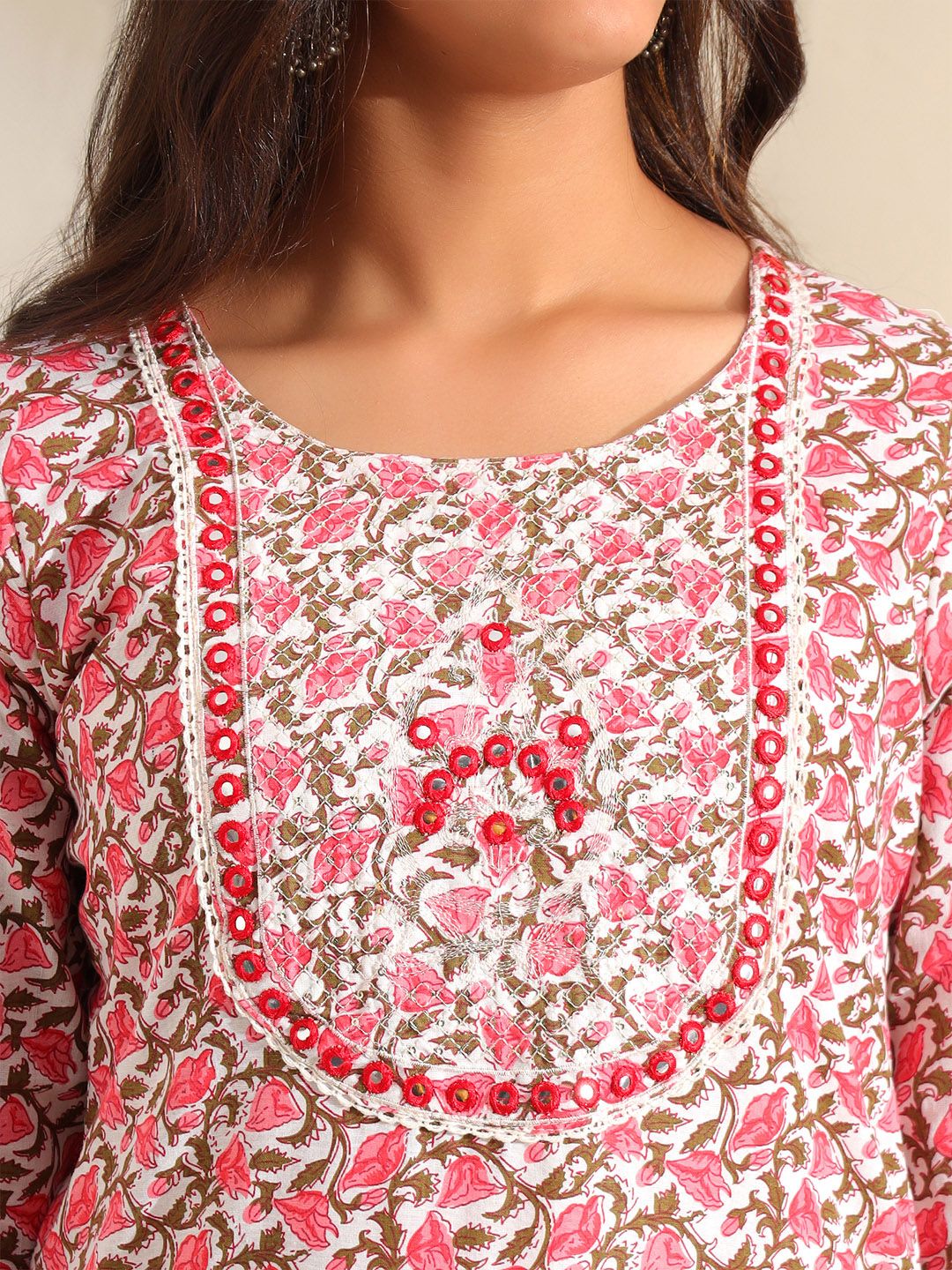 Mamicha Women Floral Printed Regular Mirror Work Pure Cotton Kurta with Trousers & With Dupatta