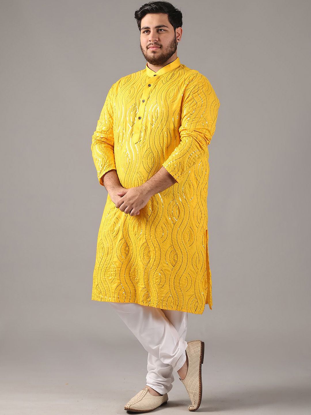 SOJANYA PLUS Plus Size Men Floral Embroidered Sequnnied Pure Cotton Kurta With Pyjamas