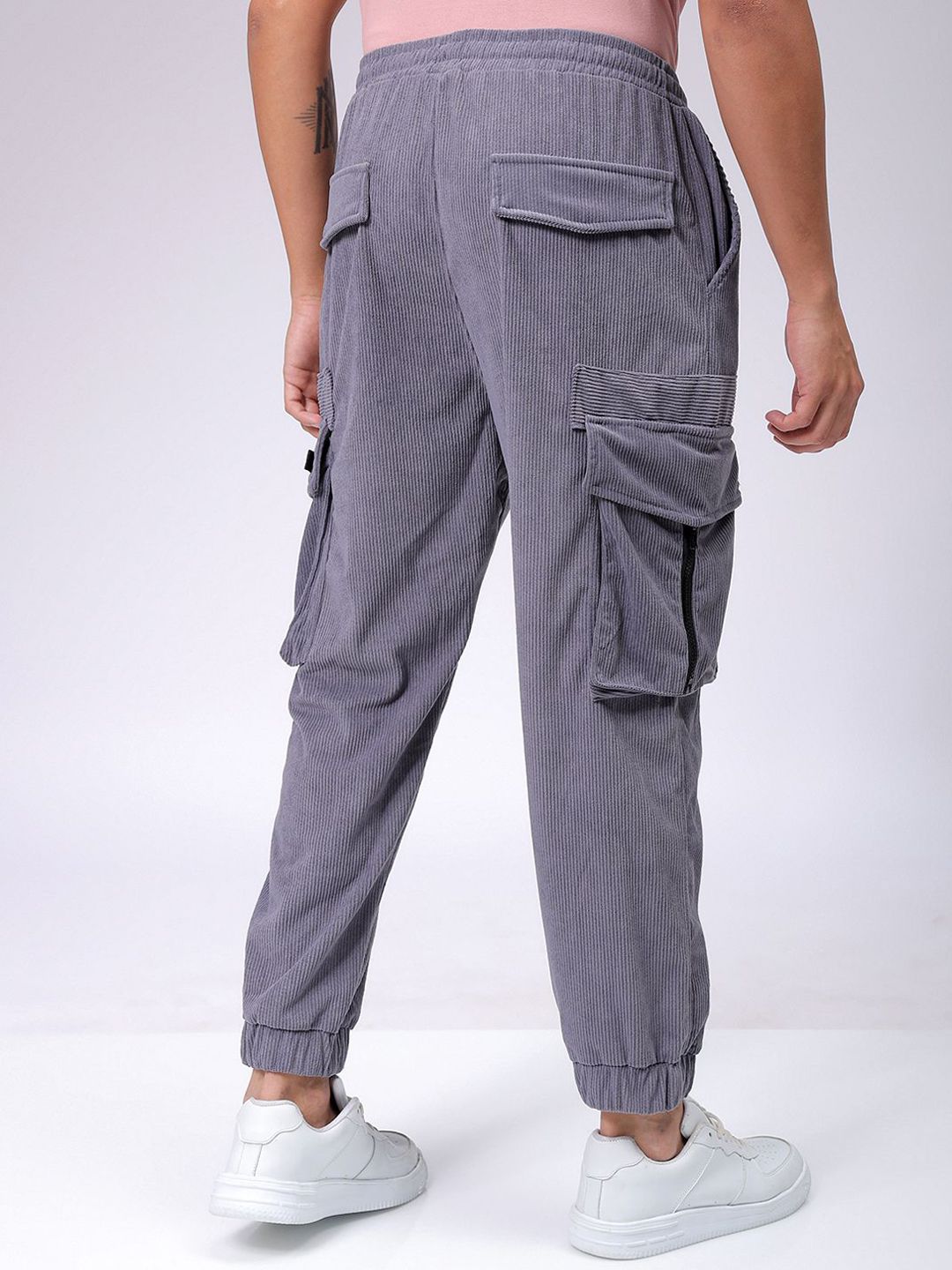 The Indian Garage Co Men Textured Loose Fit Joggers Trousers