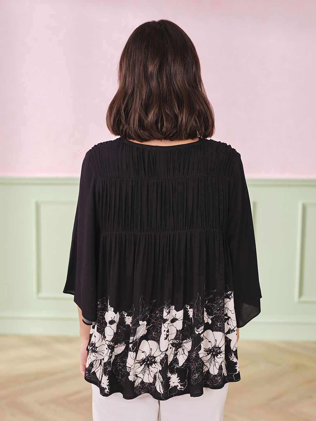 AND Women Floral Print V-Neck Top