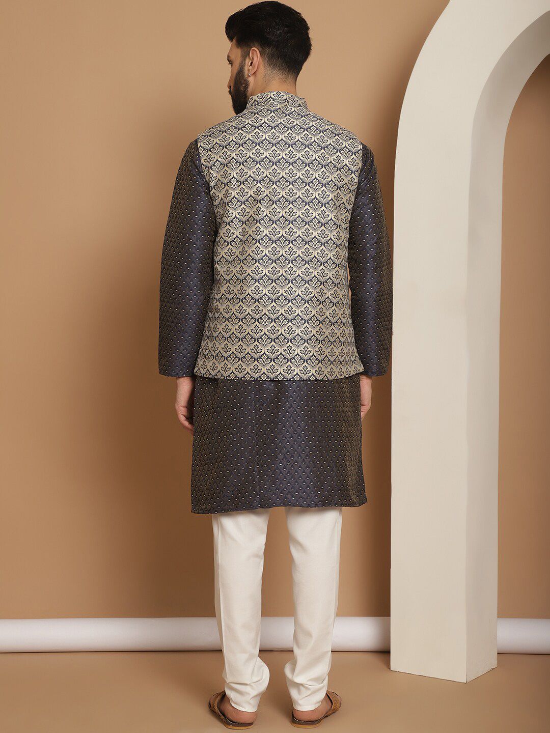 Anouk Men Geometic Embroidered Kurta With Churidar & Woven Design Nehru Jacket