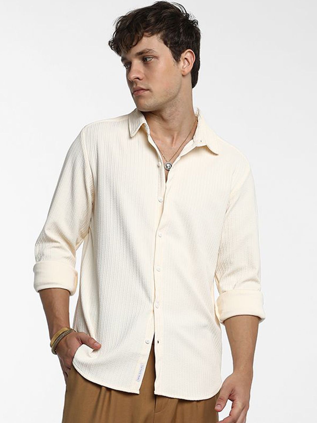 Campus Sutra Men Comfort Spread Collar Textured  Casual Shirt