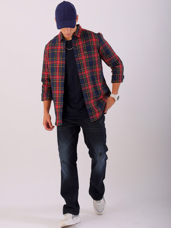 The Indian Garage Co Men Spread Collar Checked Cotton Slim Fit Casual Shirt