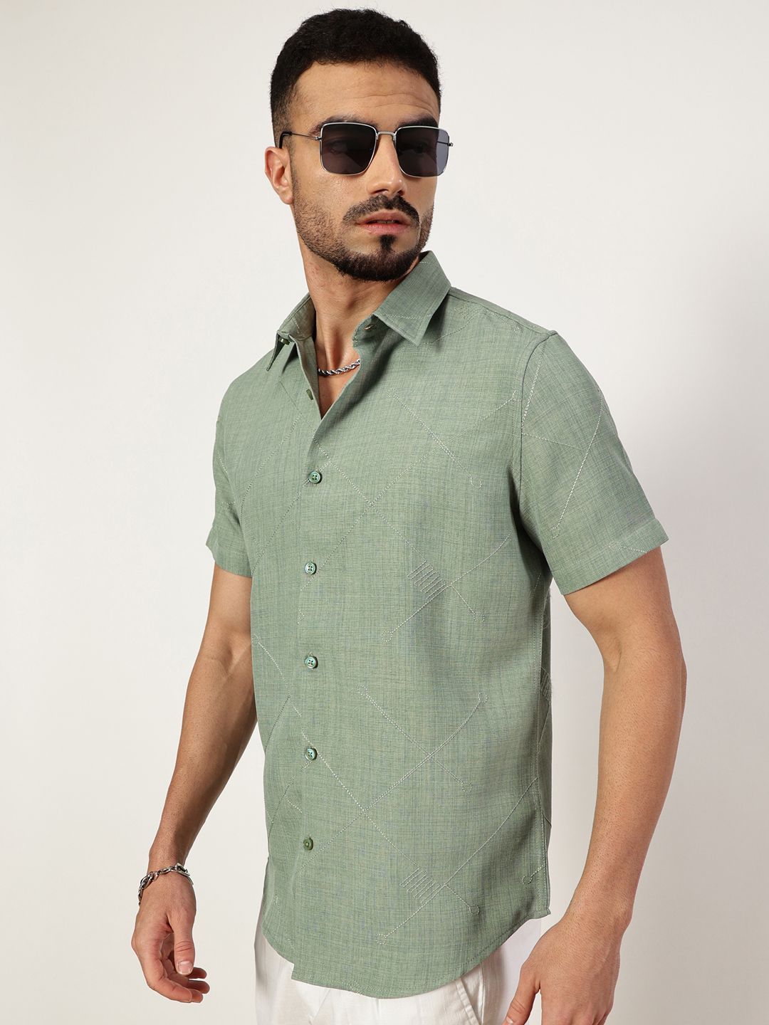 Thomas Scott Men Premium Spread Collar Textured Slim Fit Casual Shirt