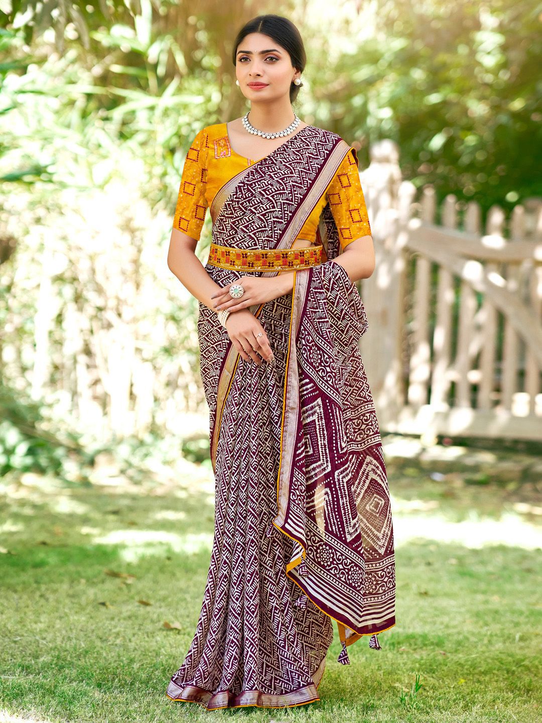 Saree mall Ethnic Motifs Printed Sarees