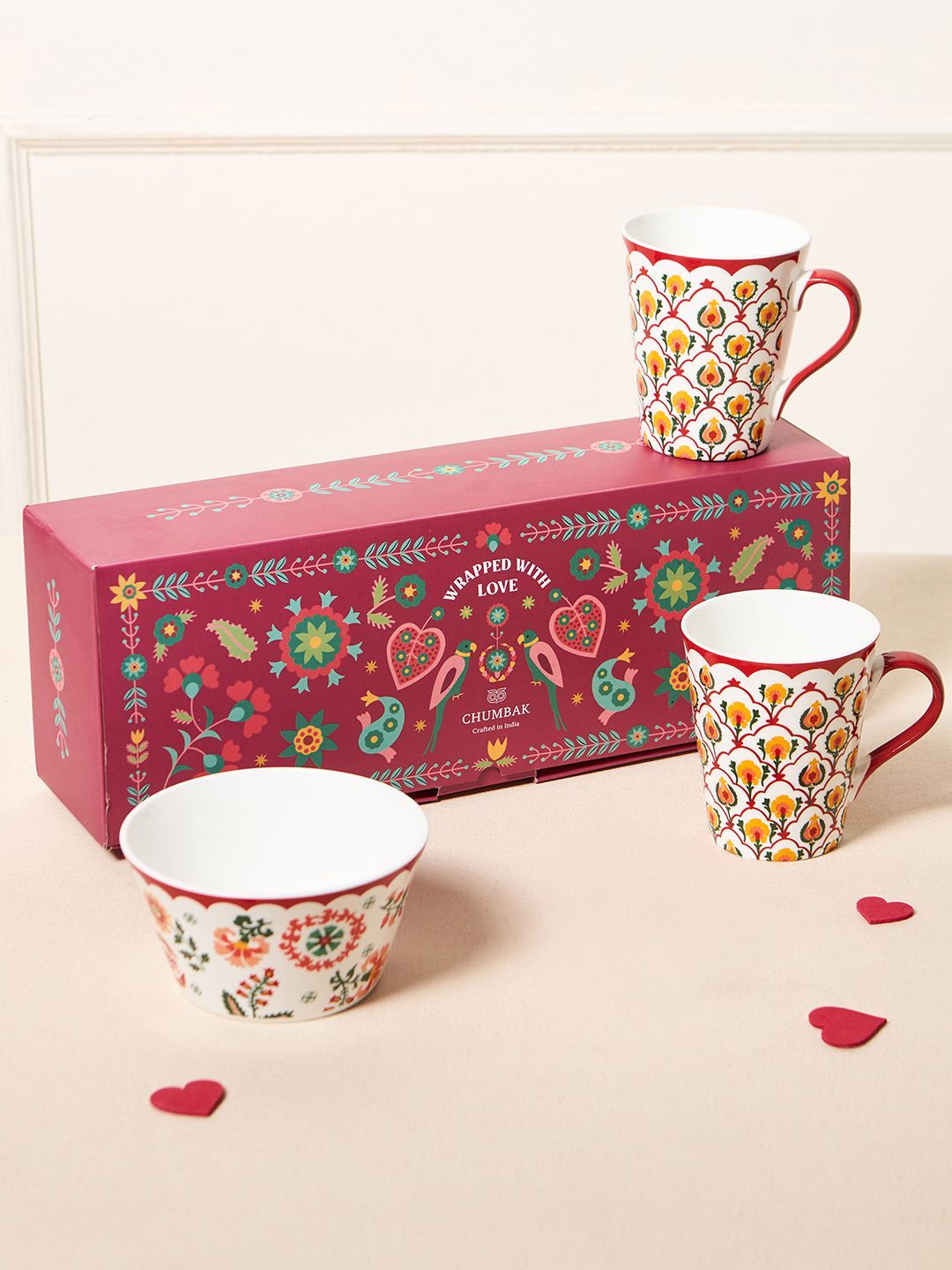 Chumbak Red &amp; Beige Suzani Bloom Tea Trio Set Hadiah 3 Didatangkan Dalam Kotak Hadiah