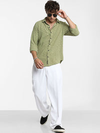 Campus Sutra Men Comfort Spread Collar Polka Dots Casual Shirt