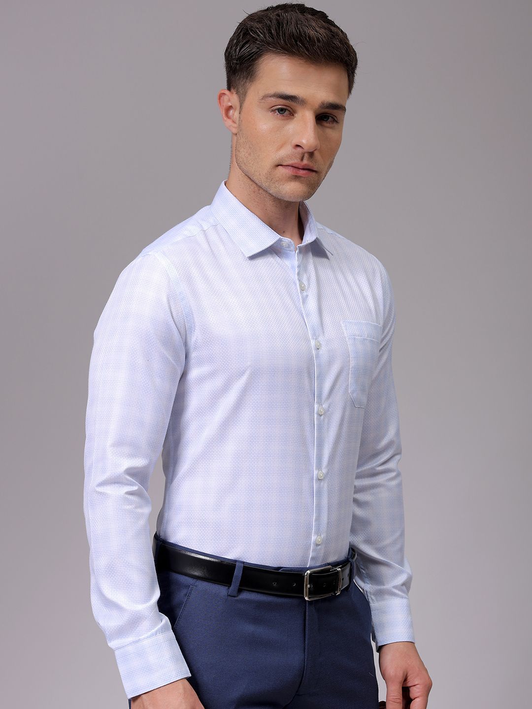 The Indian Garage Co. X Luxe Men Slim Fit Multi Stripes Opaque Striped Formal Shirt