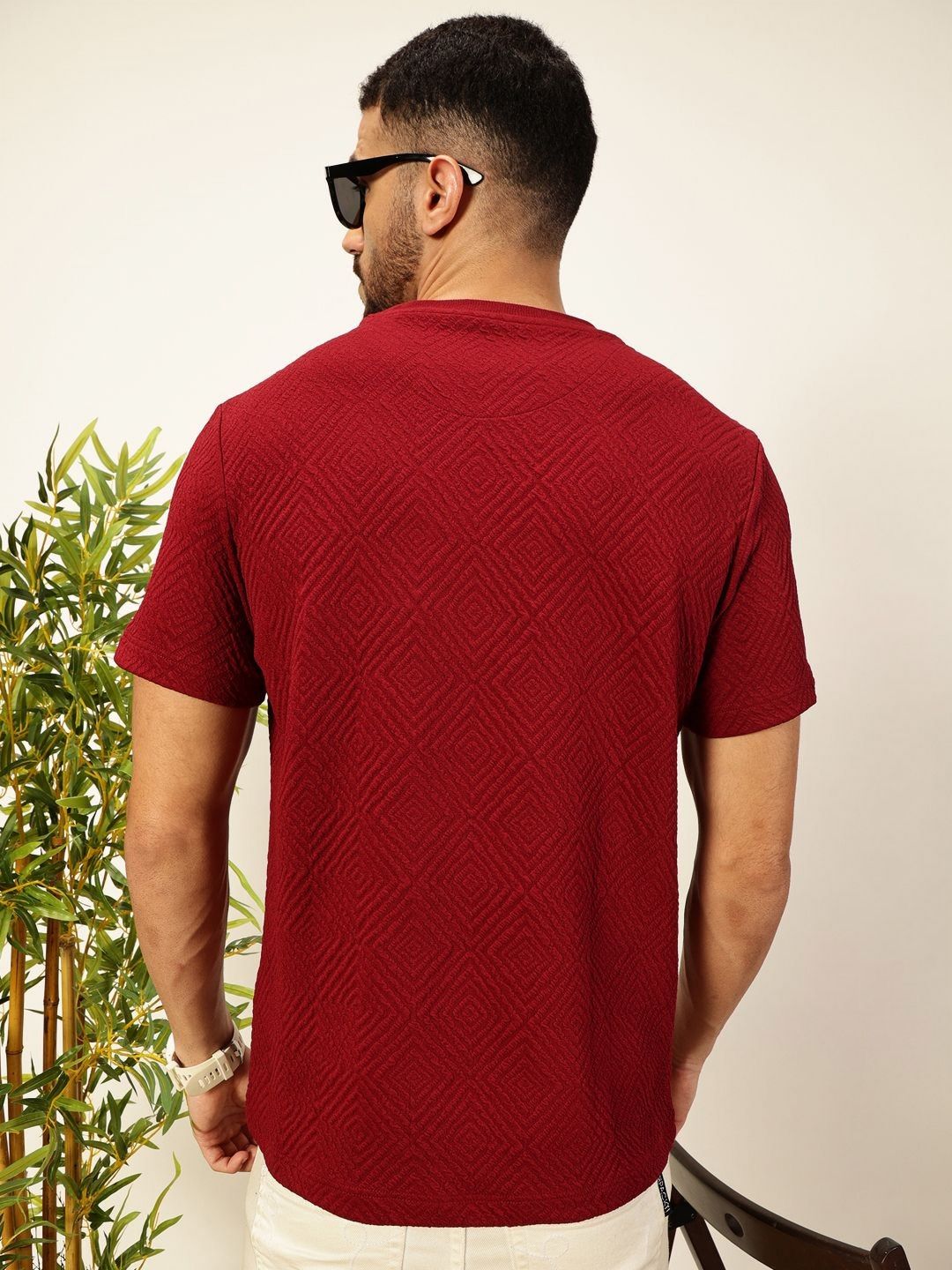 Thomas Scott Men Anti Odour Solid Round Neck T-Shirt