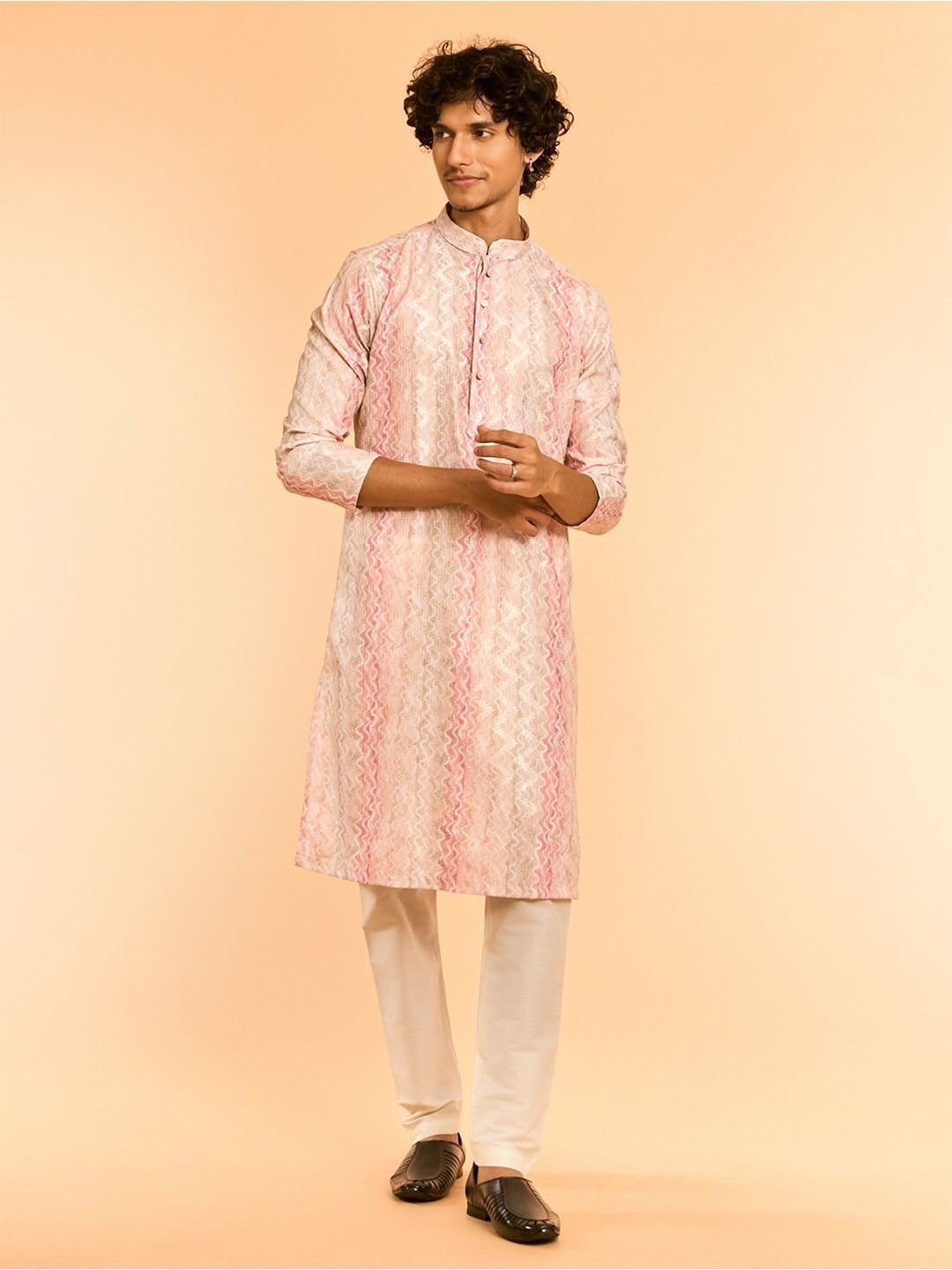 Diwas by Manyavar Geometric Printed Sequinned Mandarin Collar Cotton Straight Kurta