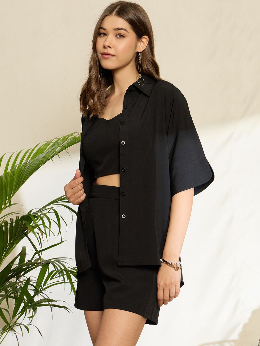 Berrylush Shoulder Straps Top and Shirt With shorts