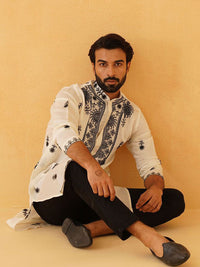 SOJANYA LUXE Ethnic Motifs Embroidered Thread Work Straight Kurta With Trousers