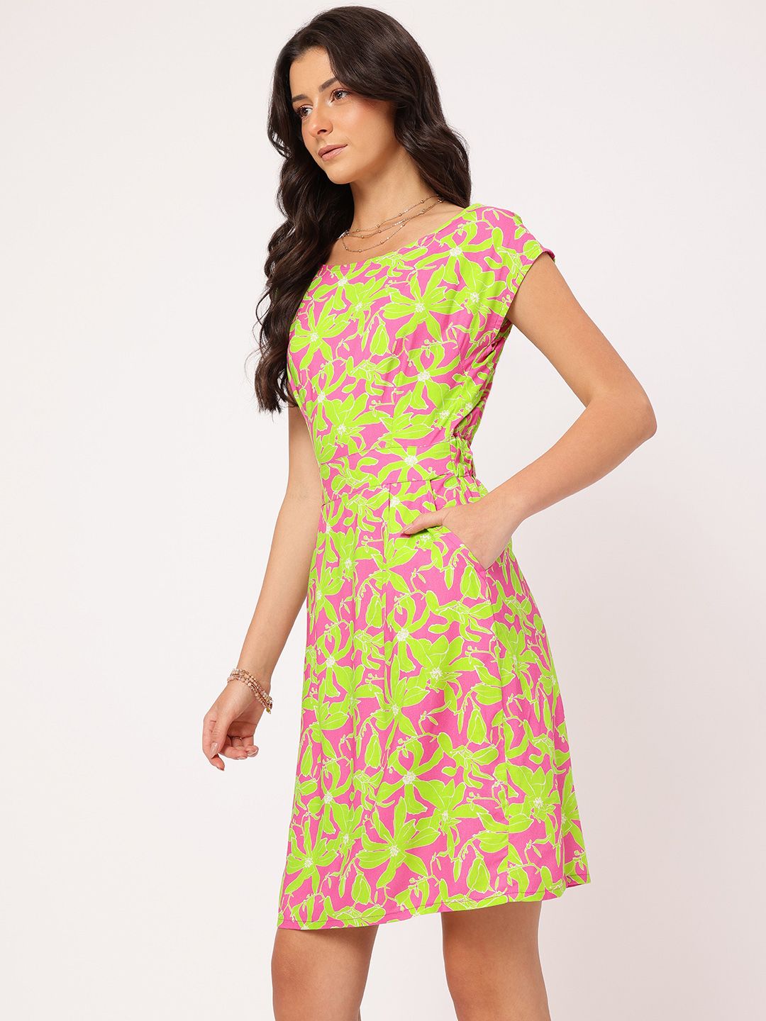 DressBerry Vibrant Vacay Cinched Waist Printed Sheath Dress