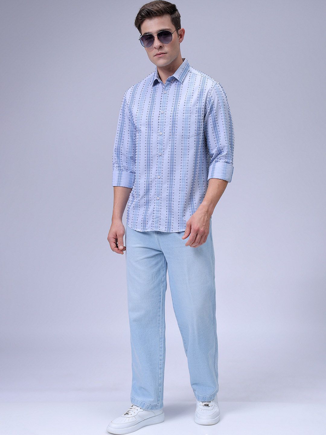 The Indian Garage Co Men Slim Fit Spread Collar Textured Cotton Casual Shirt