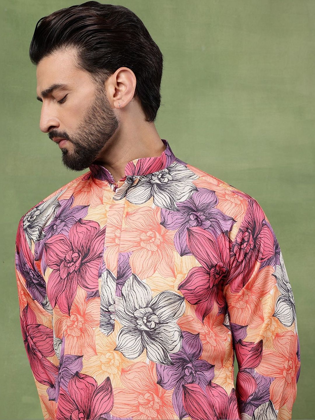 SOJANYA Men Floral Printed Kurta